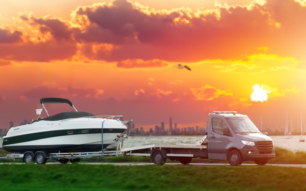 Transporte de embarcações: guia completo para um envio seguro