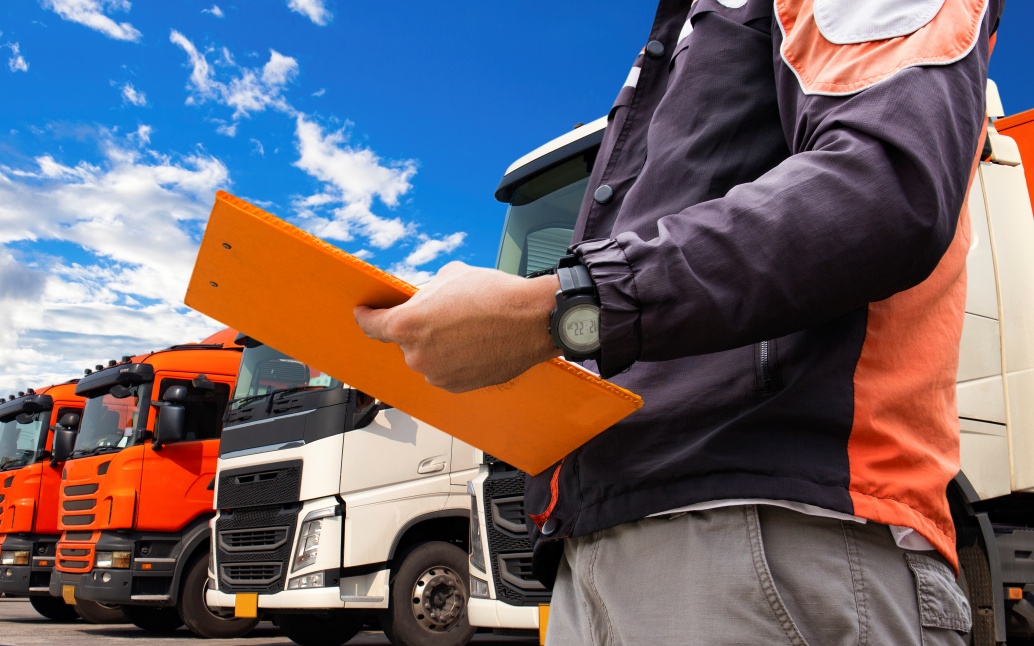 Segurança no transporte de veículos: Guia completo de normas e tecnologias