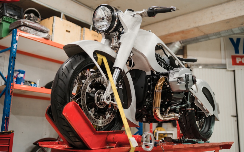 Transporte de motos a longa distância: como fazer com segurança e eficiência